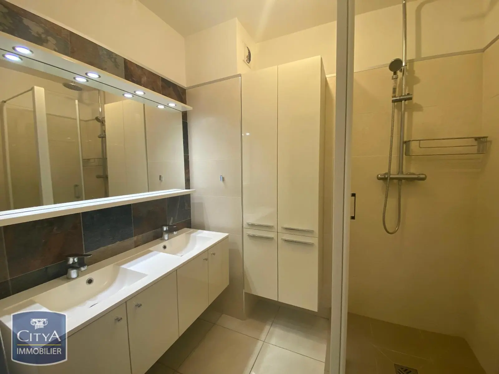 Photo 4 Appartement 2 pièces 48.8m²