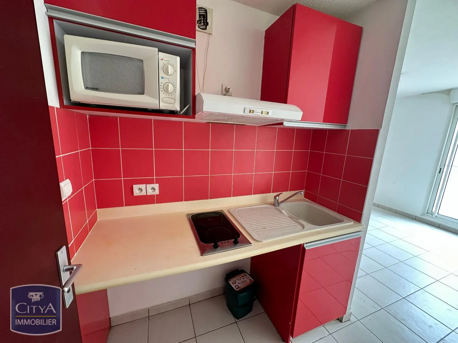 Photo 1 Appartement 1 pièce 25.01m²