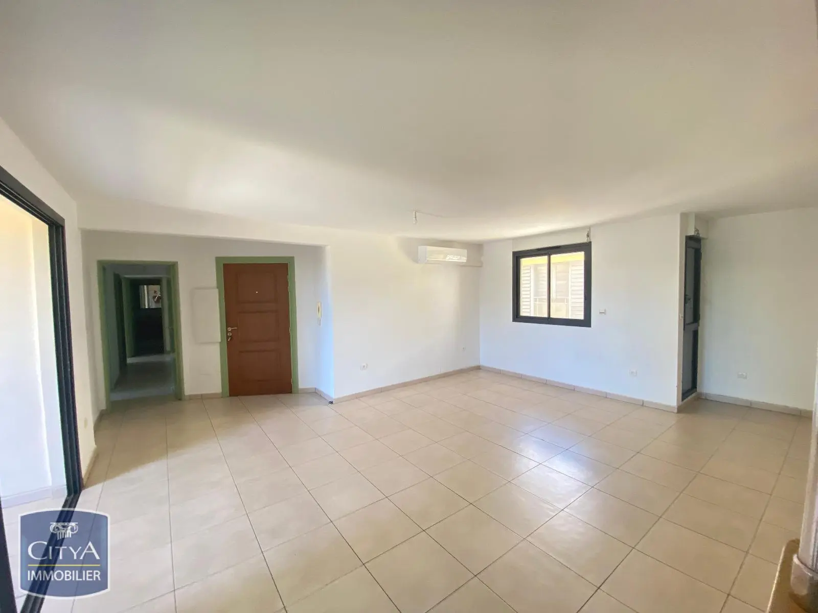 Photo 9 Appartement 4 pièces 101.96m²