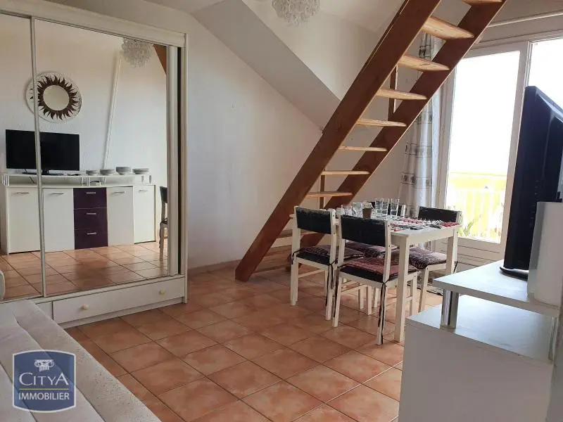 Photo 1 Appartement 1 pièce 25.06m²