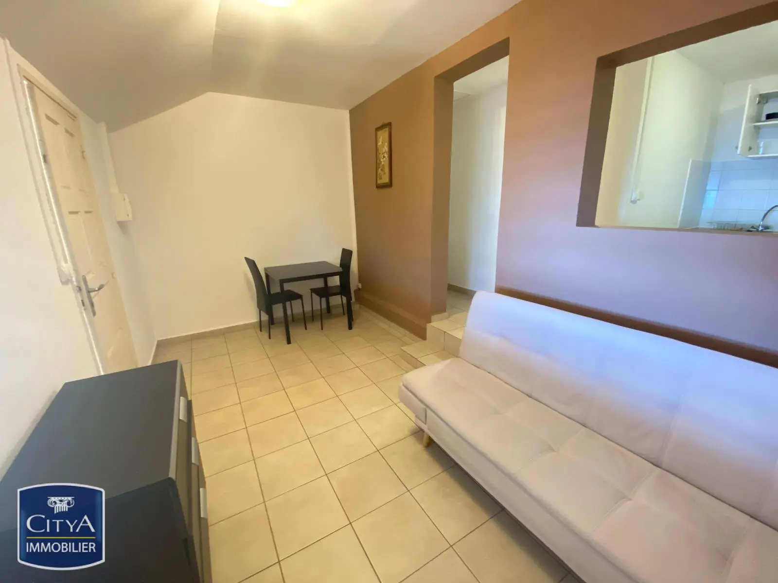 Photo 2 Appartement 1 pièce 19m²