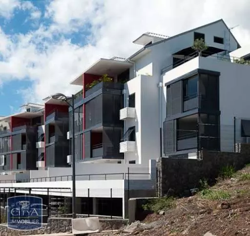 T4 DUPLEX DERNIER ETAGE