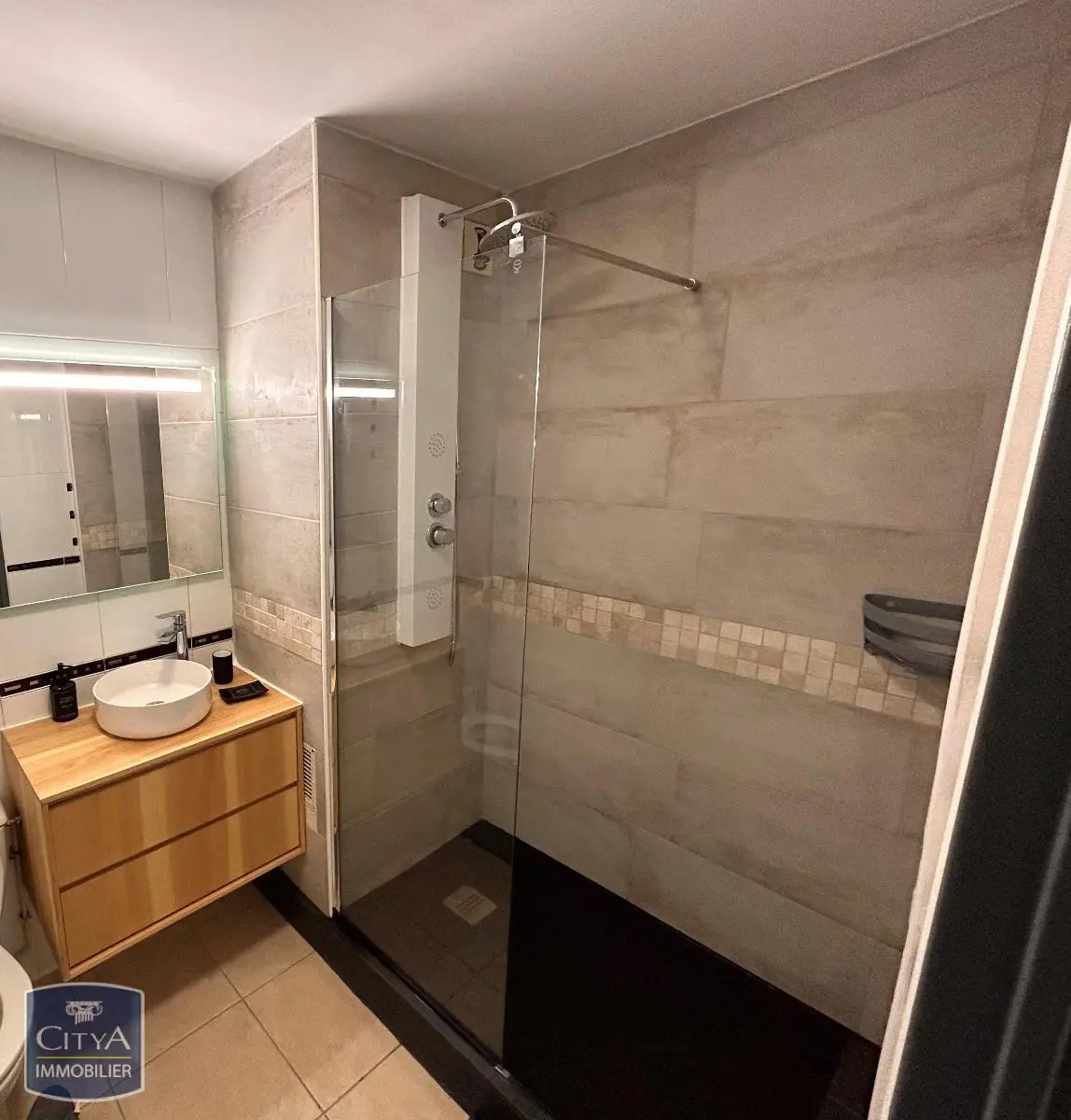 Photo 3 Appartement 2 pièces 41.88m²