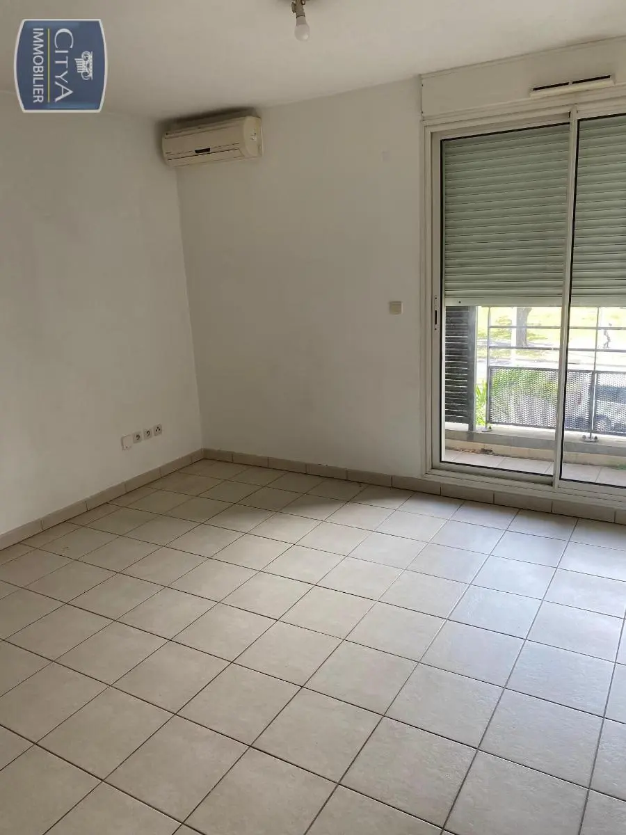 Photo 2 Appartement 1 pièce 23m²