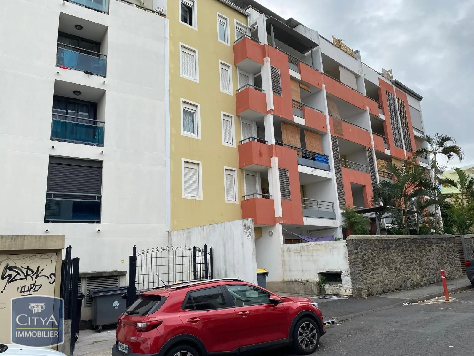 Photo 1 Appartement 1 pièce 25m²