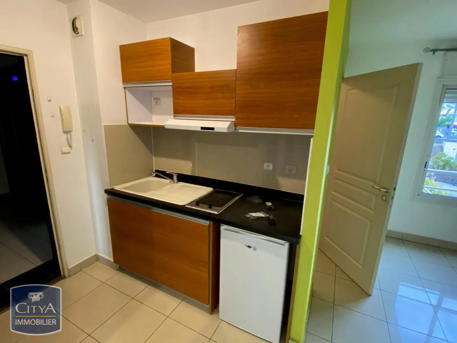 Photo 1 Appartement 1 pièce 32m²