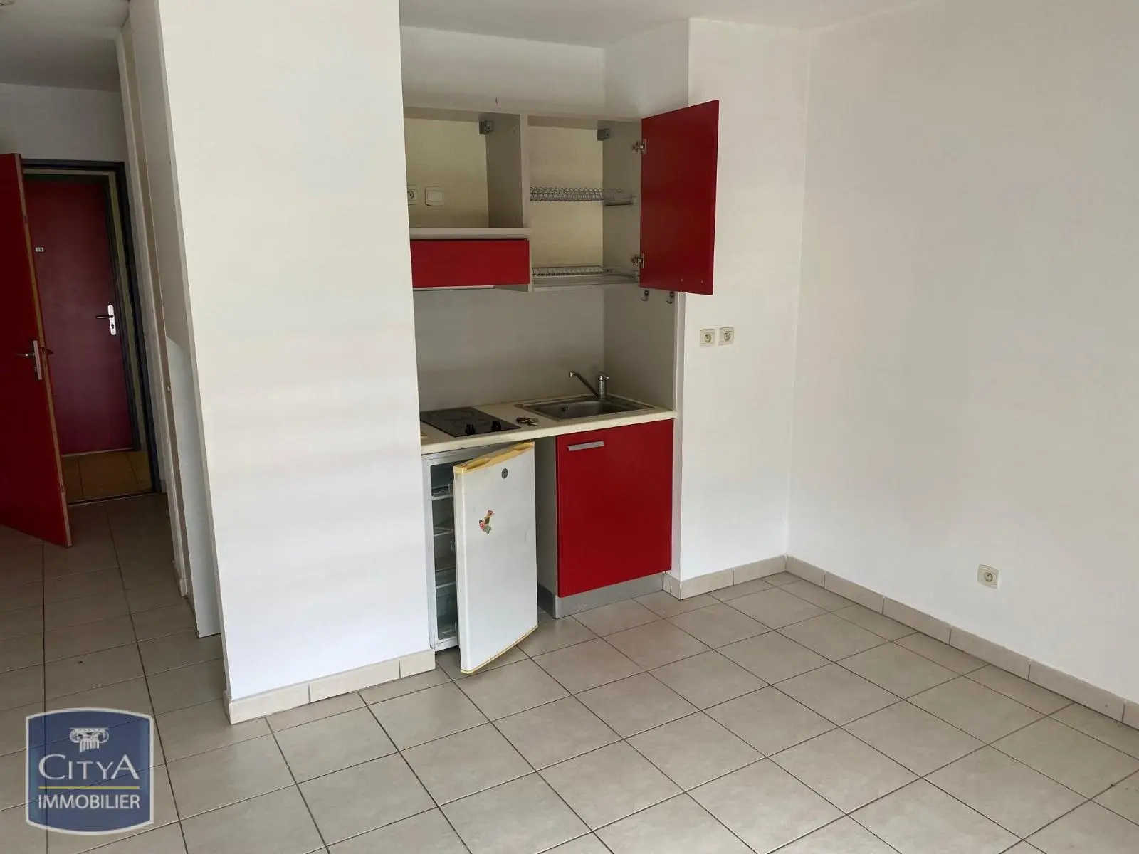 Photo 1 Appartement 1 pièce 23m²