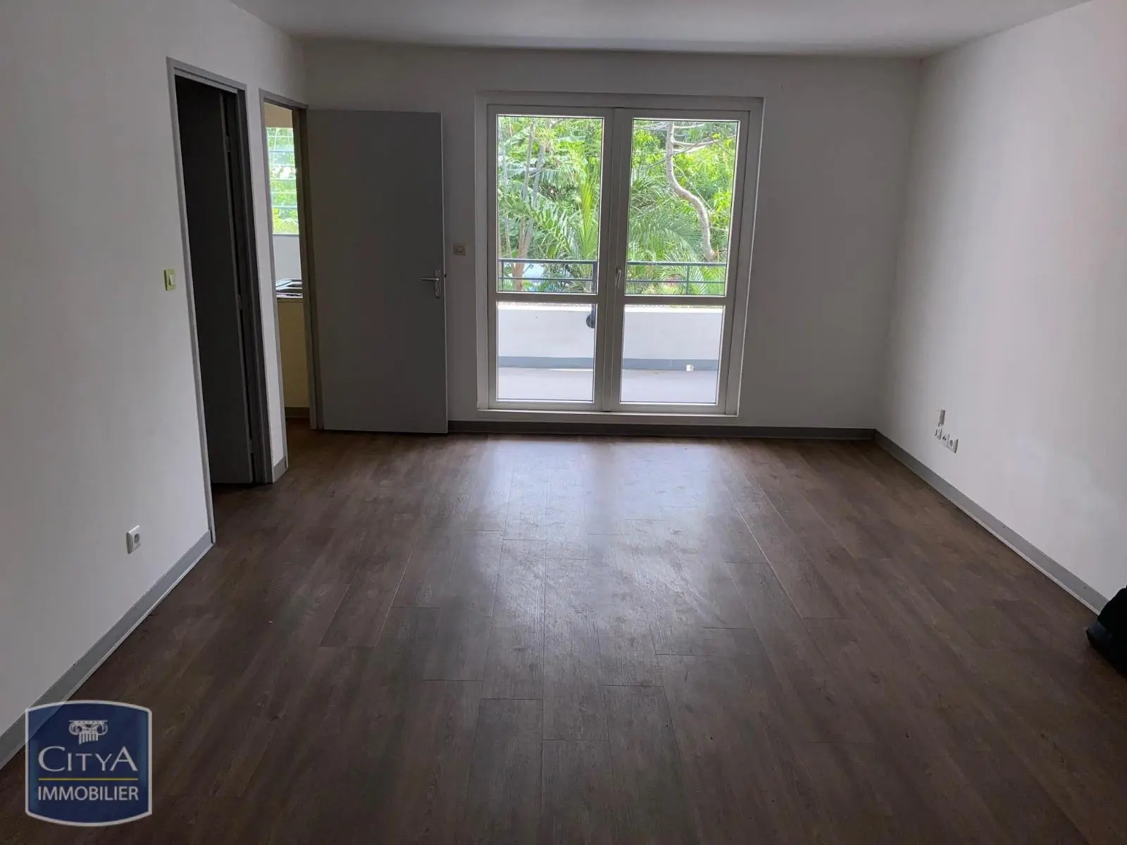 Photo 2 Appartement 5 pièces 76.7m²