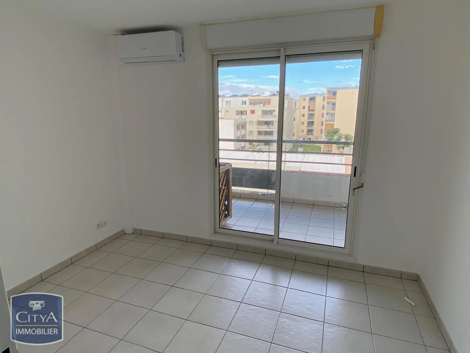 Photo 3 appartement Saint-Denis