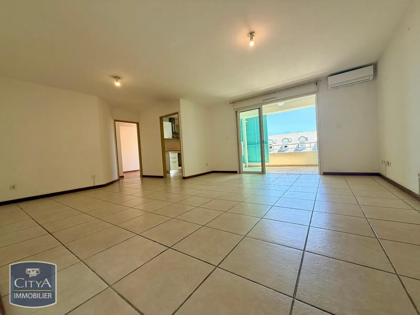 Photo 2 Appartement 4 pièces 85.82m²