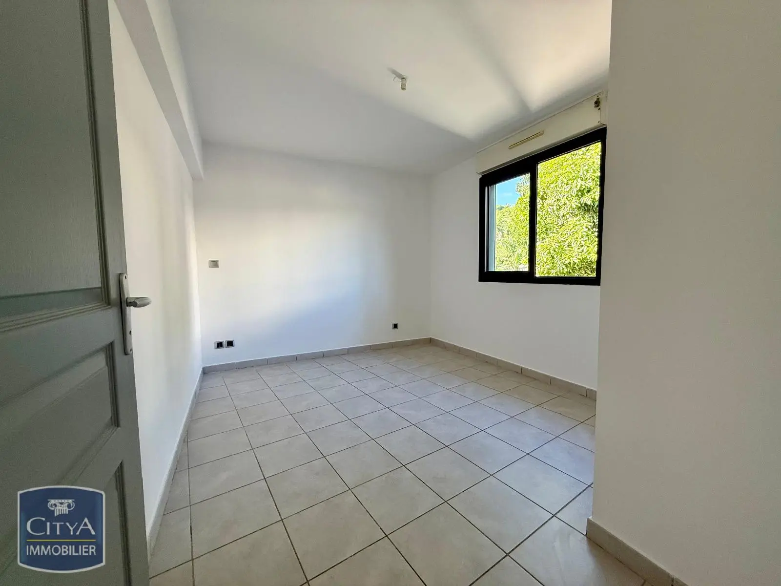 Photo 4 appartement Saint-Denis