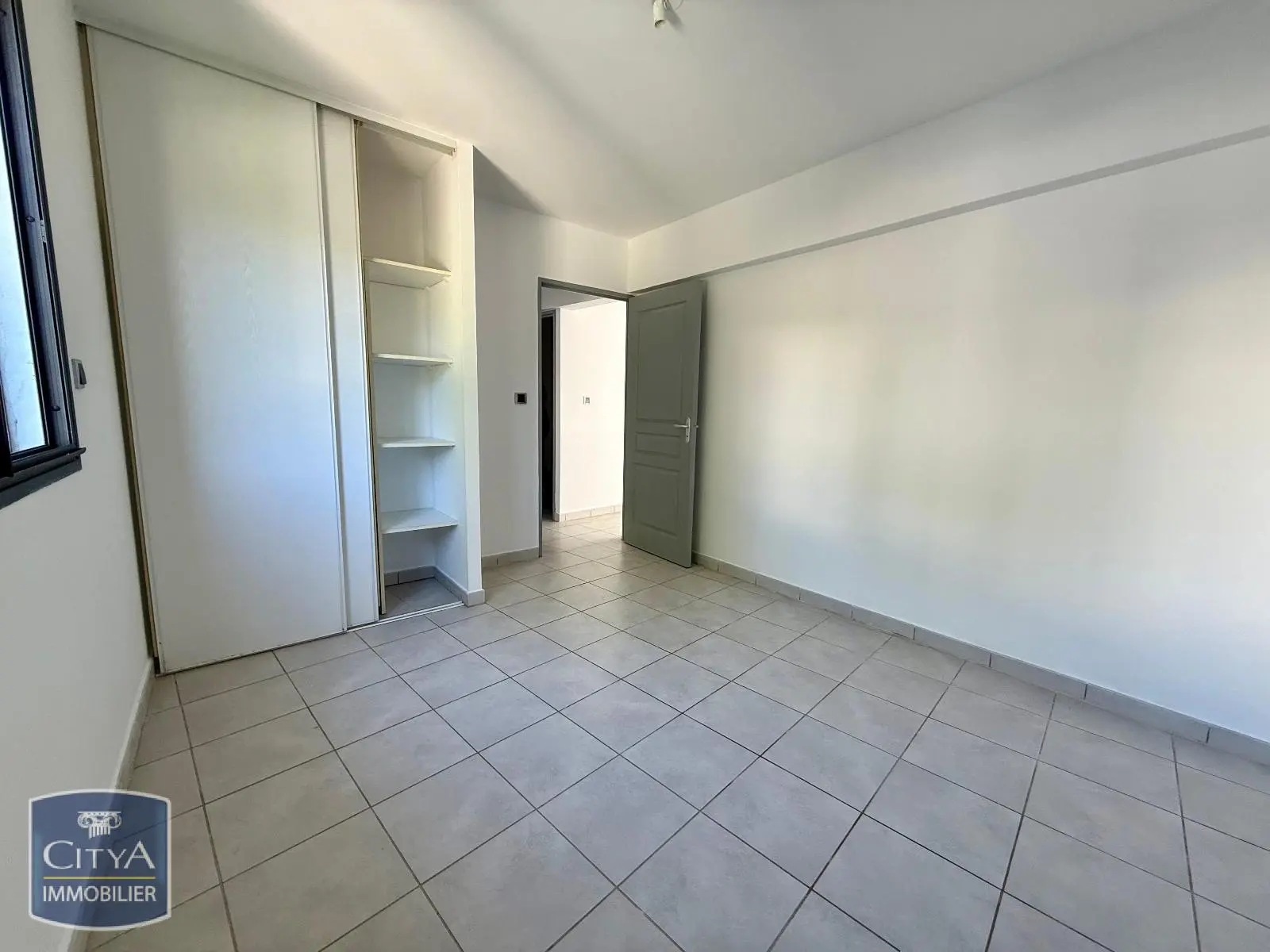 Photo 5 appartement Saint-Denis
