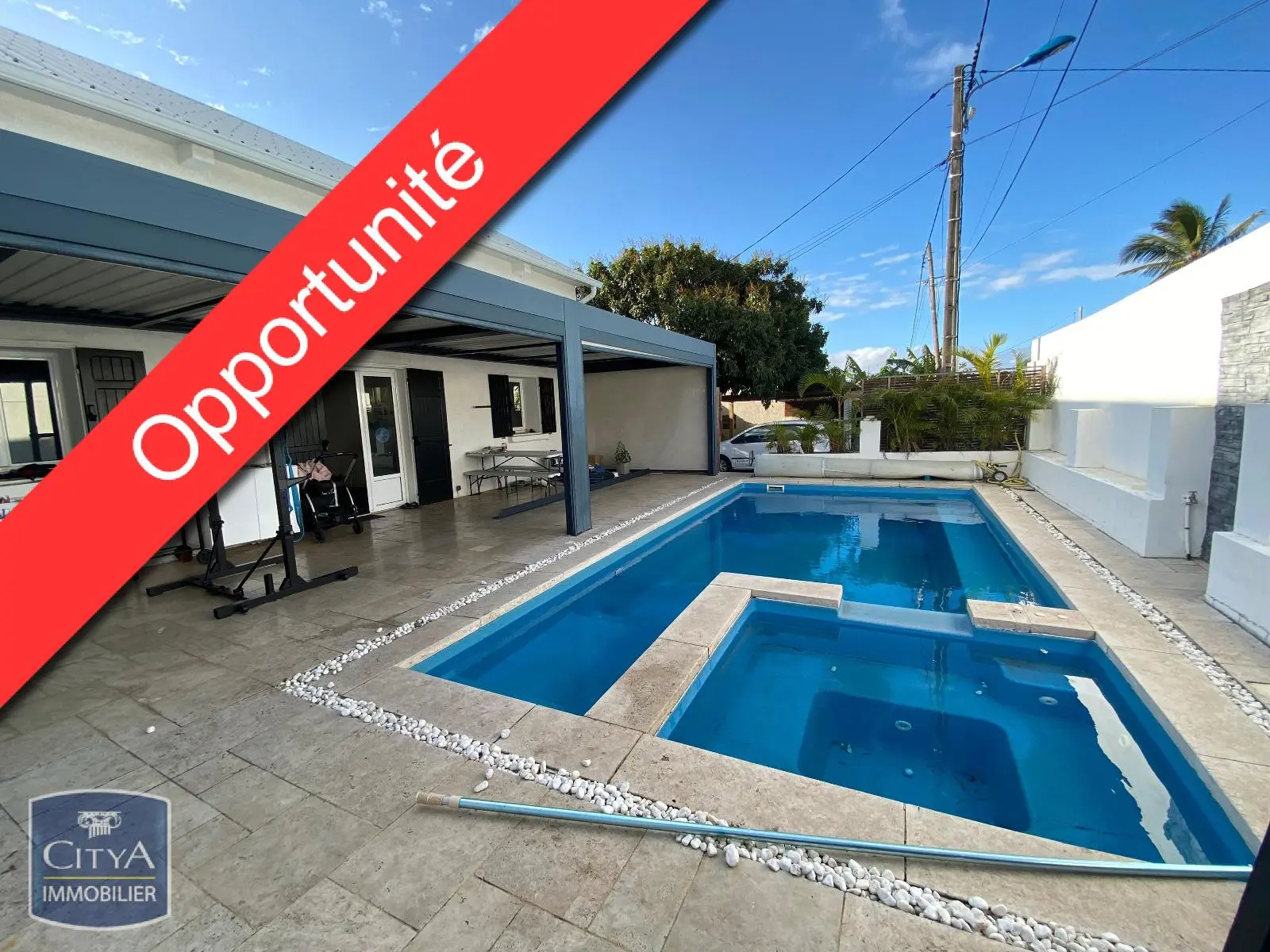 Photo 1 Maison 6 pièces 168m²