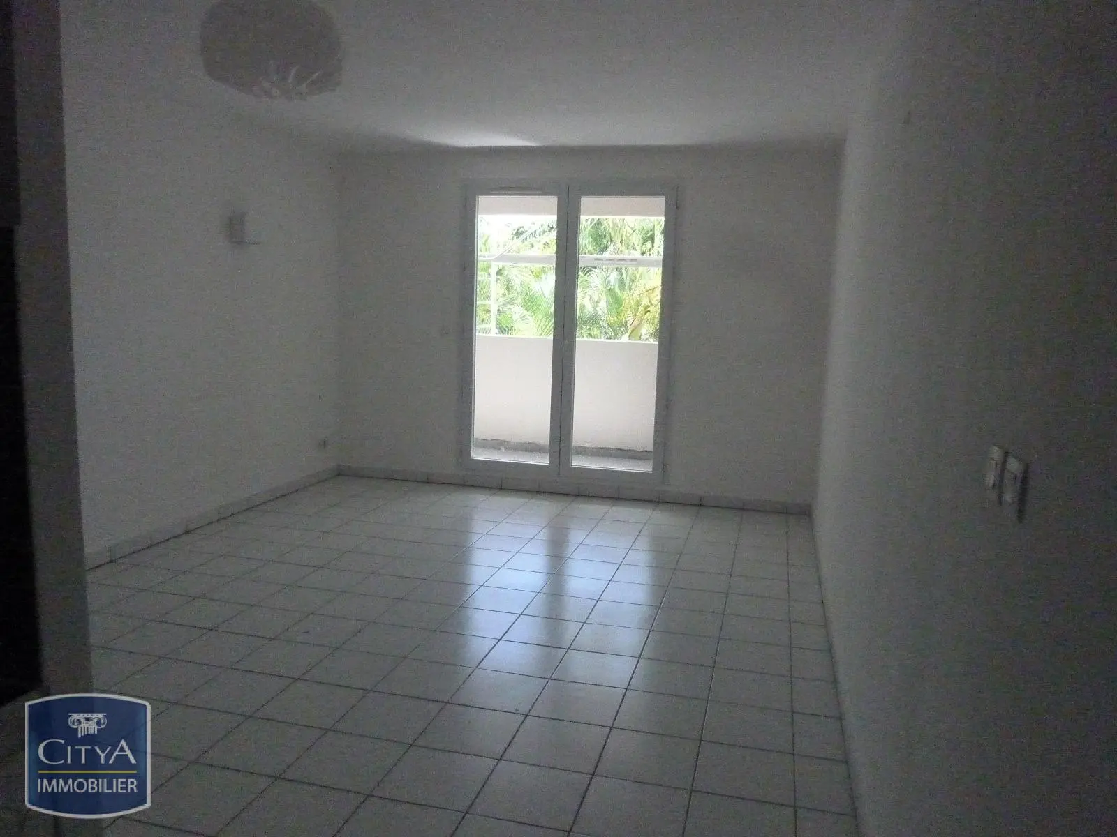 Photo 1 Appartement 1 pièce 30.08m²