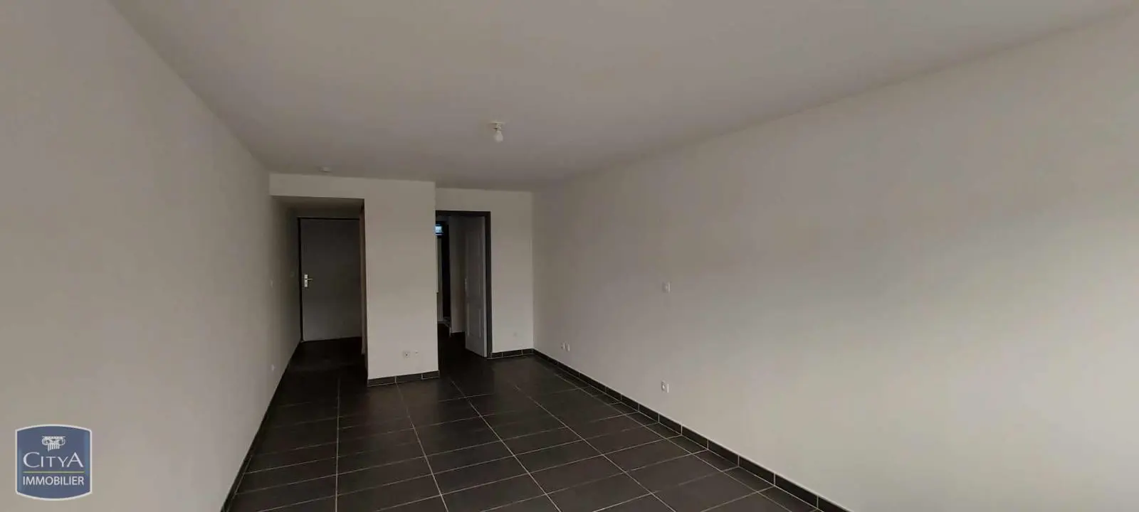 Photo 2 Appartement 1 pièce 30.13m²