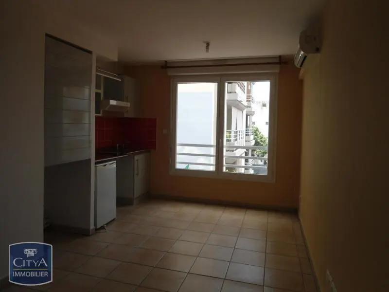 Photo 2 Appartement 1 pièce 19.1m²