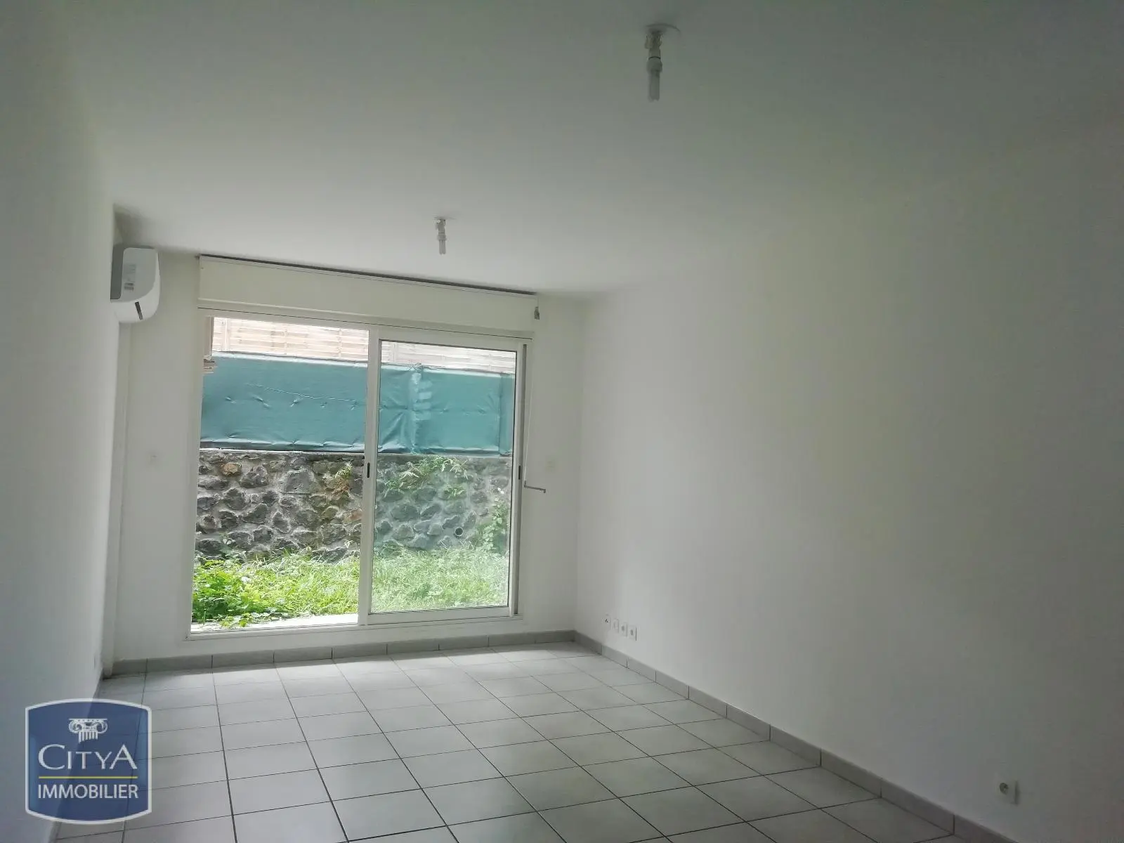 Photo 3 Appartement 1 pièce 21.76m²