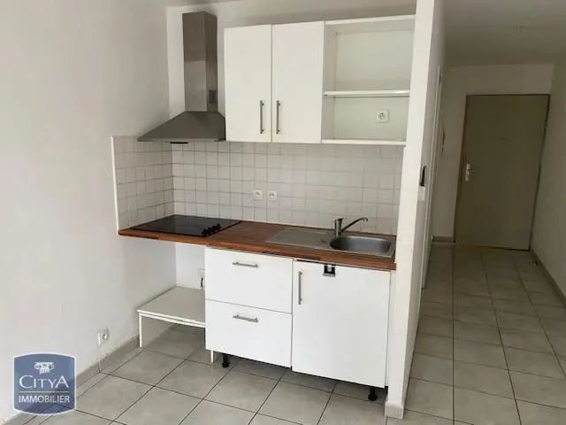 Photo 2 Appartement 1 pièce 23.4m²