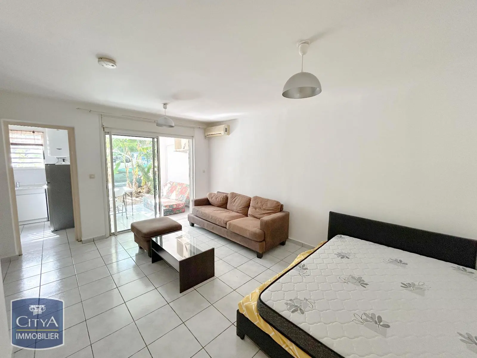 Photo 2 Appartement 1 pièce 28.5m²
