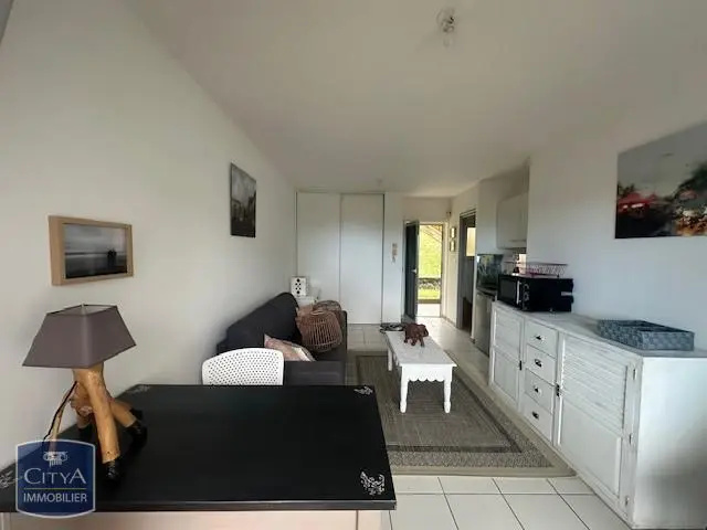 Photo 1 Appartement 1 pièce 22.12m²