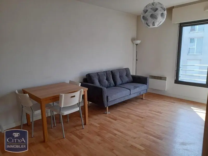 Photo 1 appartement Laval