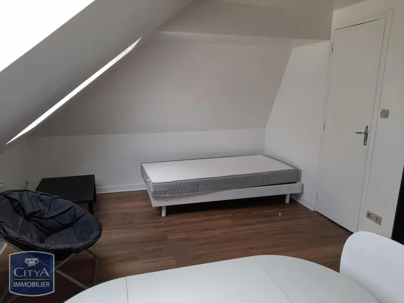 Photo 3 Appartement 1 pièce 12.76m²
