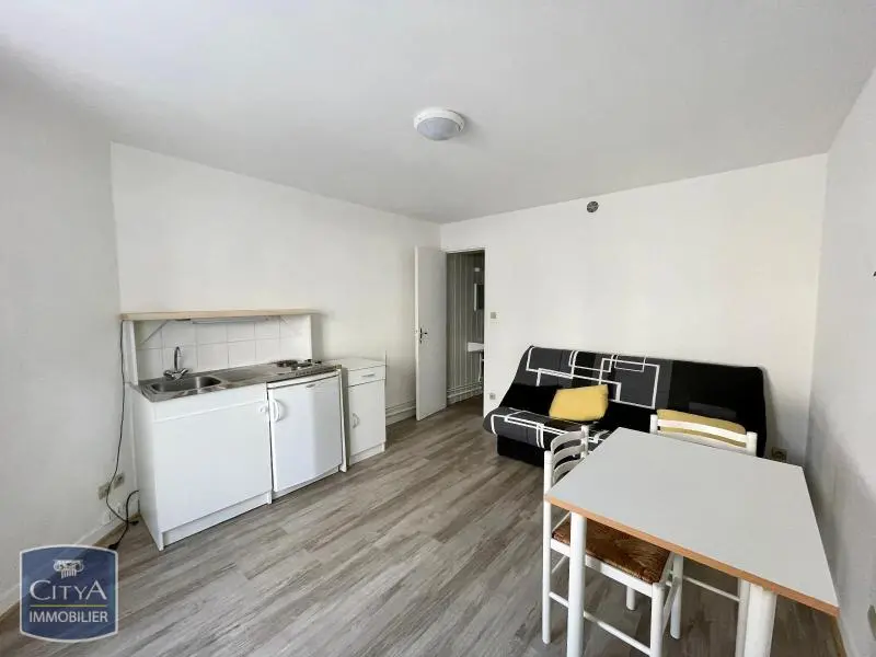 Photo 1 Appartement 1 pièce 16.24m²