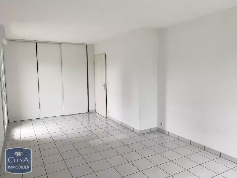 LOCATION ETUDIANT LAVAL