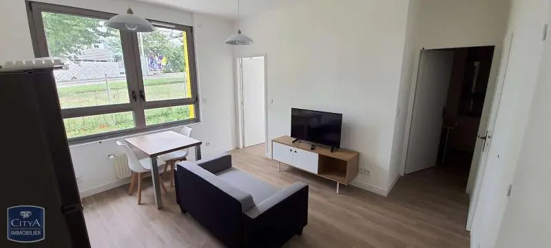 Photo 1 Appartement 1 pièce 9.59m²
