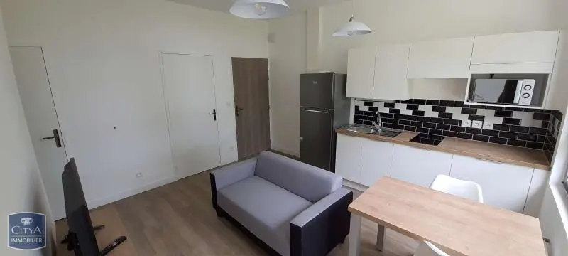 Photo 2 Appartement 1 pièce 9.59m²