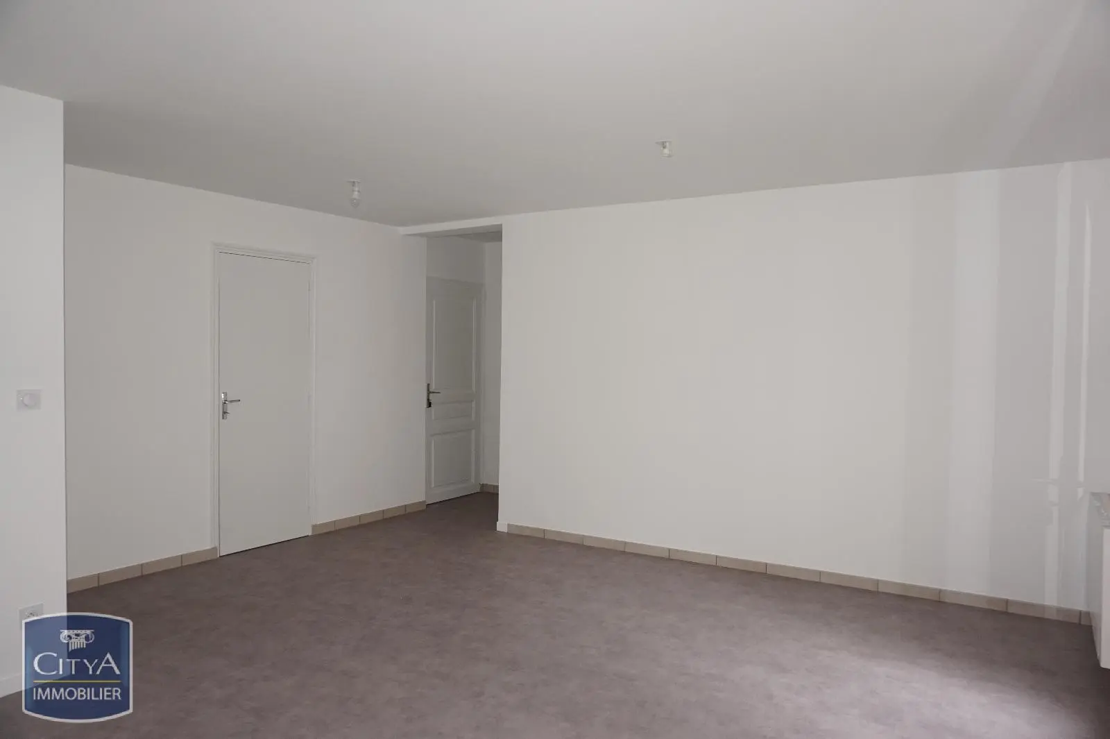 Photo 4 Appartement 1 pièce 43.71m²