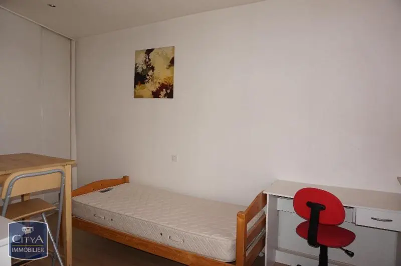 Photo 2 Appartement 1 pièce 15.2m²