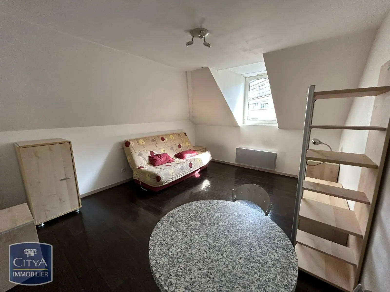 Photo 1 Appartement 1 pièce 17.41m²