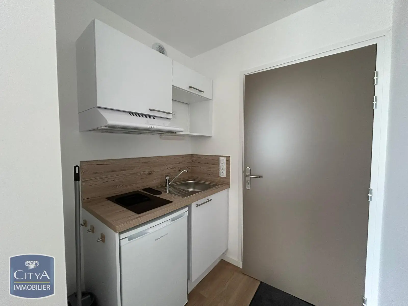 Photo 4 Appartement 1 pièce 18.93m²