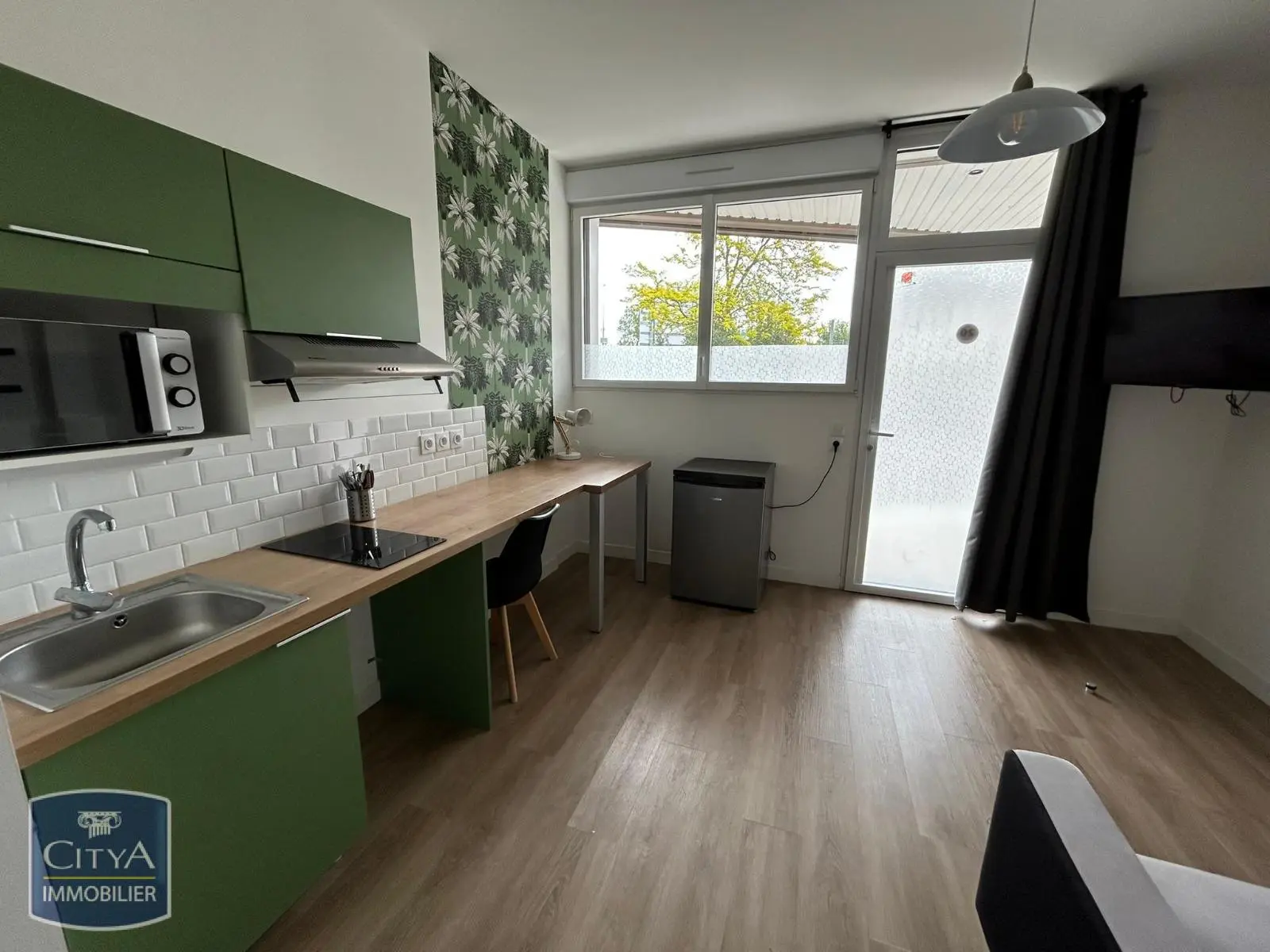 Photo 1 Appartement 1 pièce 24.68m²