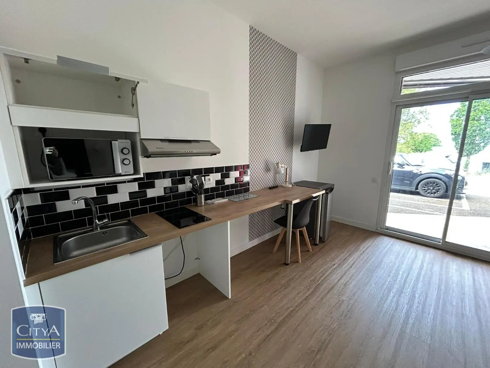 Photo 1 Appartement 1 pièce 25.34m²