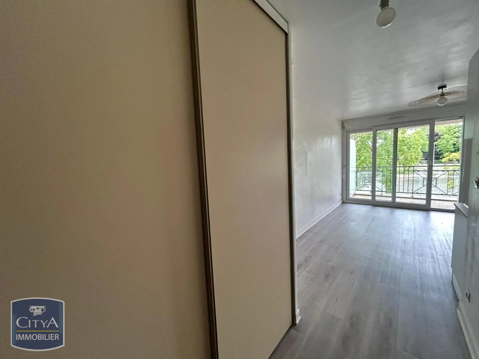 Photo 6 Appartement 1 pièce 25.59m²