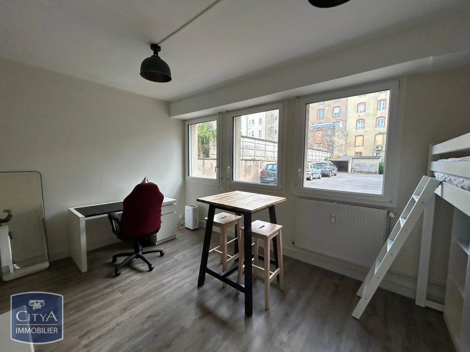 Photo 1 Appartement 1 pièce 19.75m²