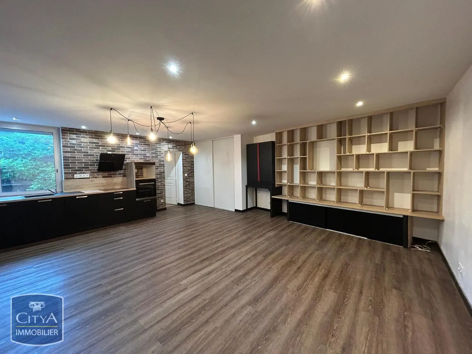 Photo 2 Appartement 4 pièces 94.45m²