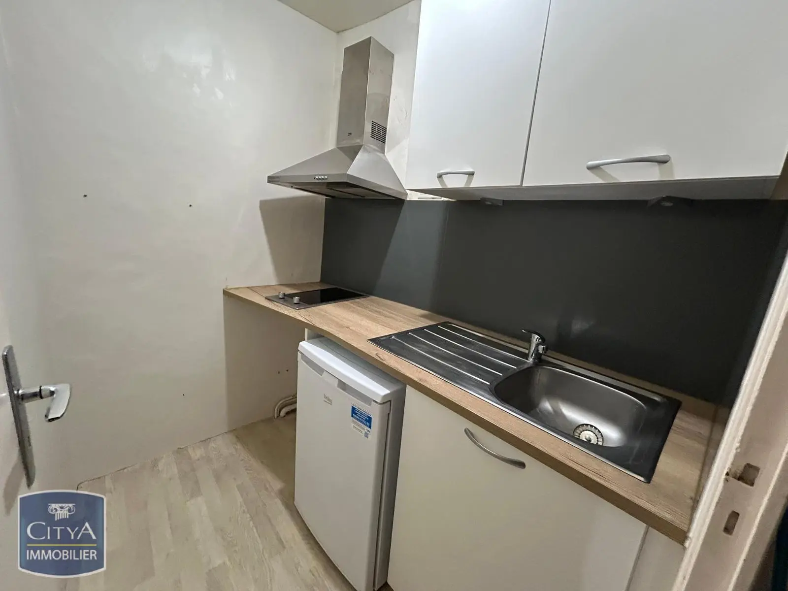 Photo 3 Appartement 1 pièce 40.76m²