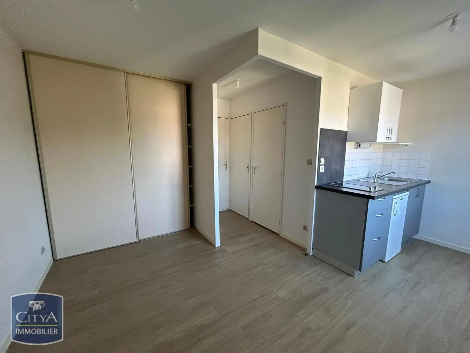Photo 3 Appartement 1 pièce 19.3m²