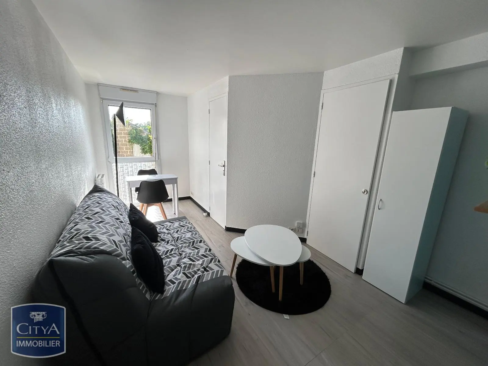 Photo 1 Appartement 1 pièce 18.33m²
