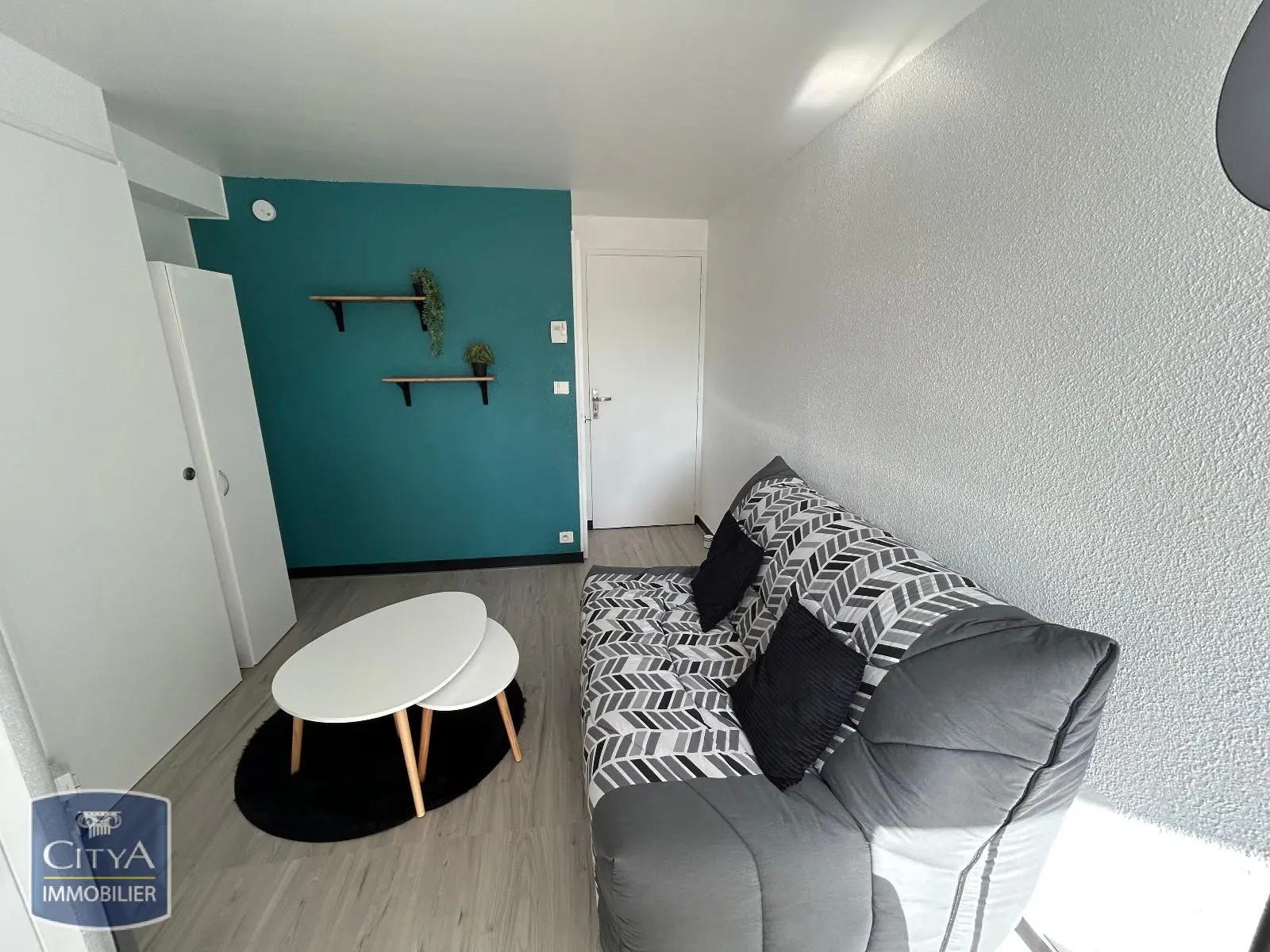 Photo 2 Appartement 1 pièce 18.33m²