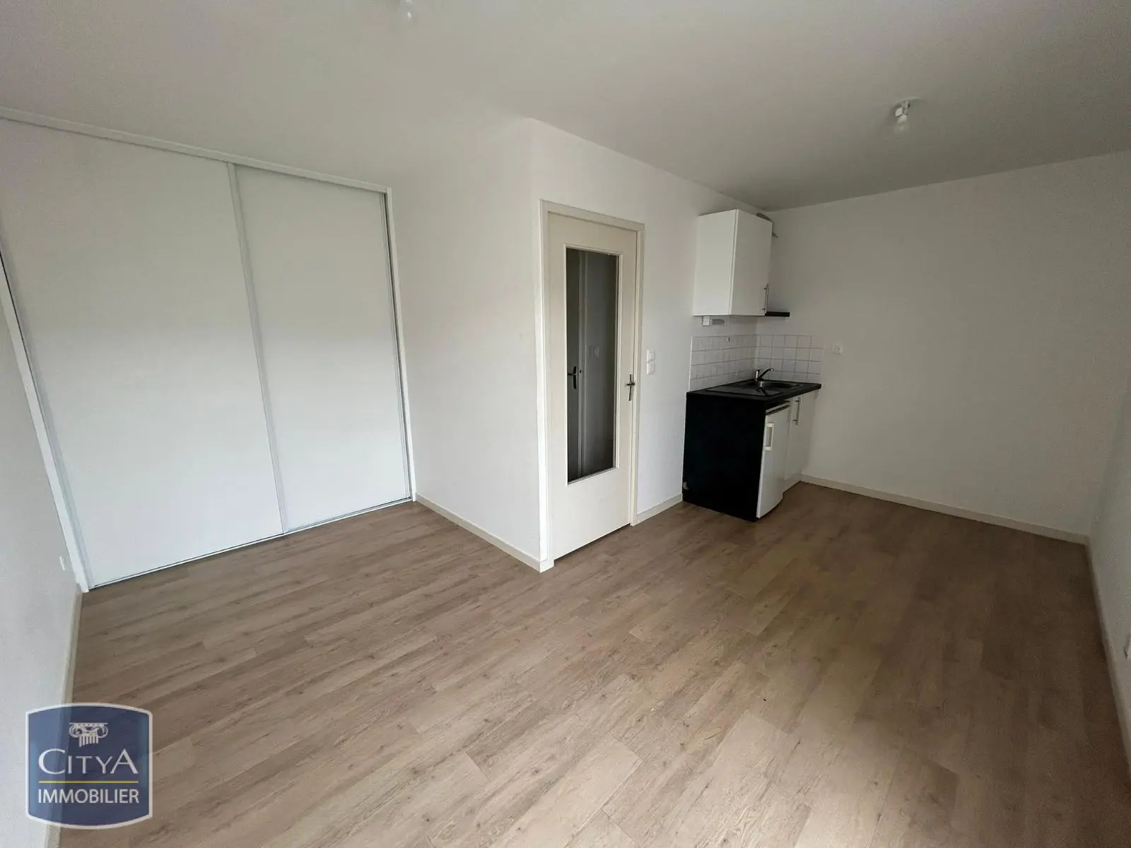 Photo 4 Appartement 1 pièce 21.11m²