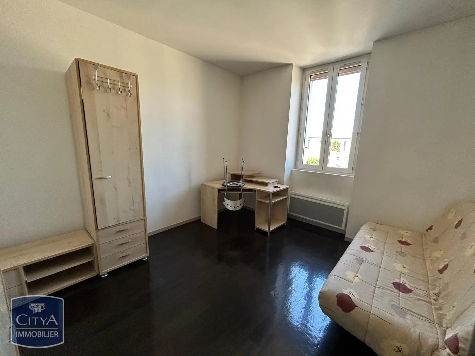 Photo 1 Appartement 1 pièce 24.79m²