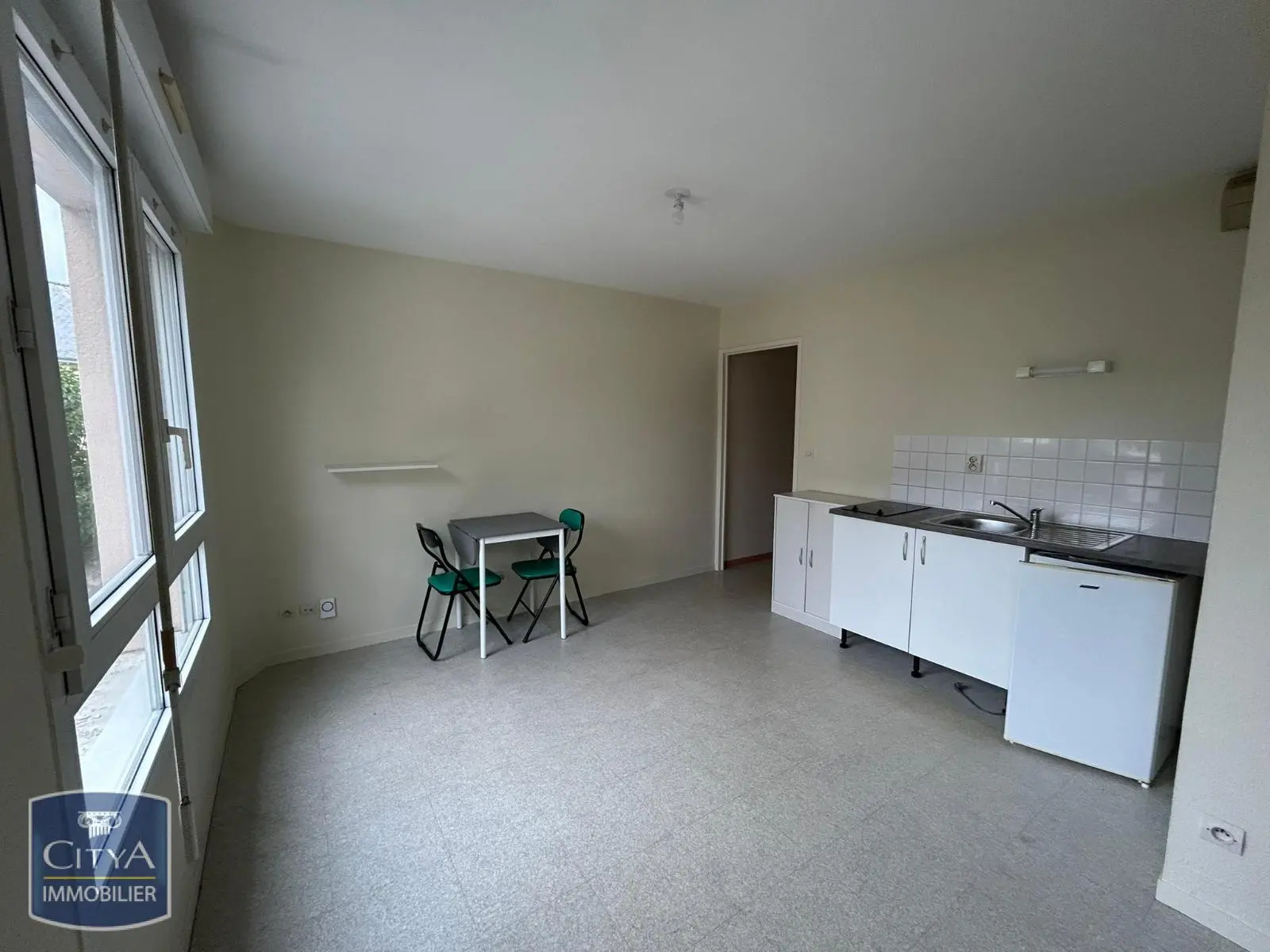 Photo 3 Appartement 1 pièce 24.18m²