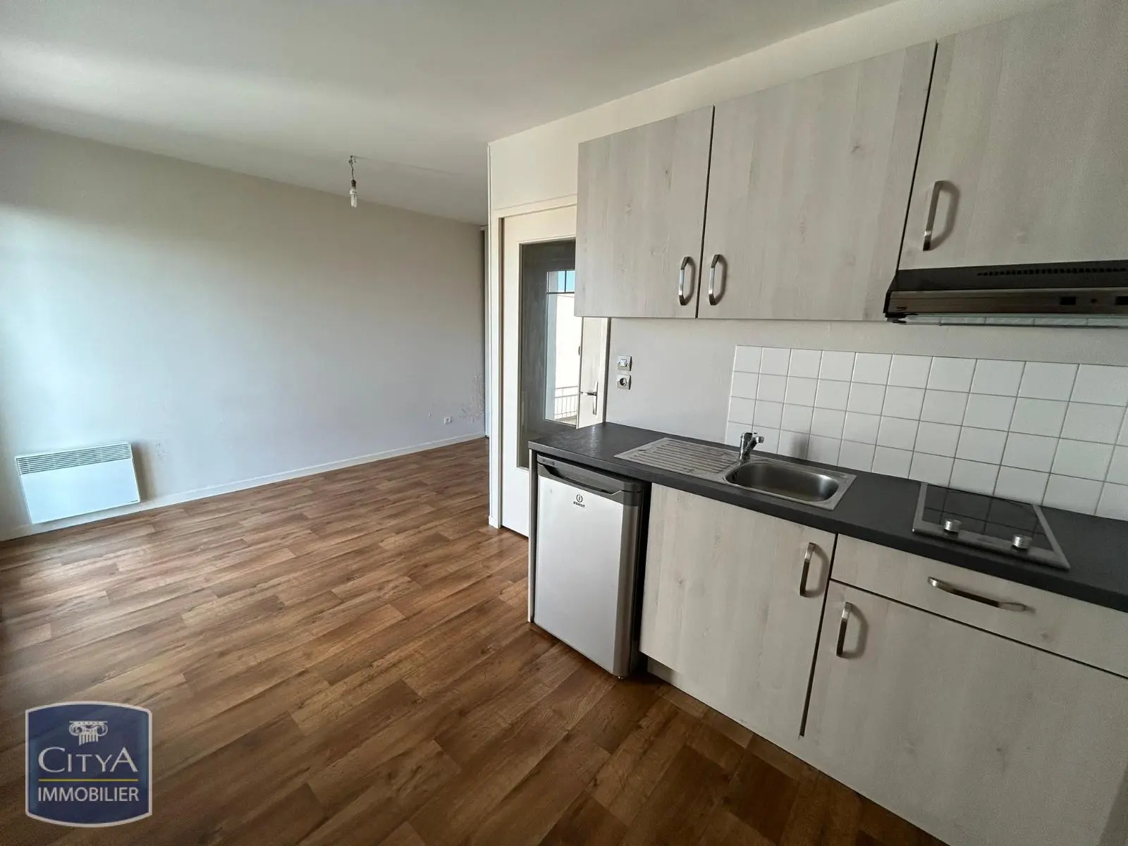 Photo 1 Appartement 1 pièce 21.38m²
