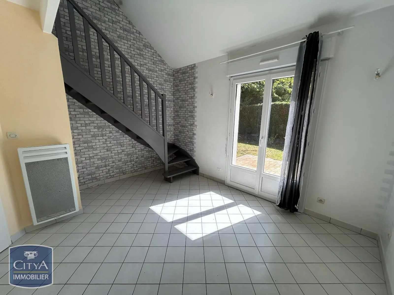 Photo 1 Appartement 2 pièces 31.98m²