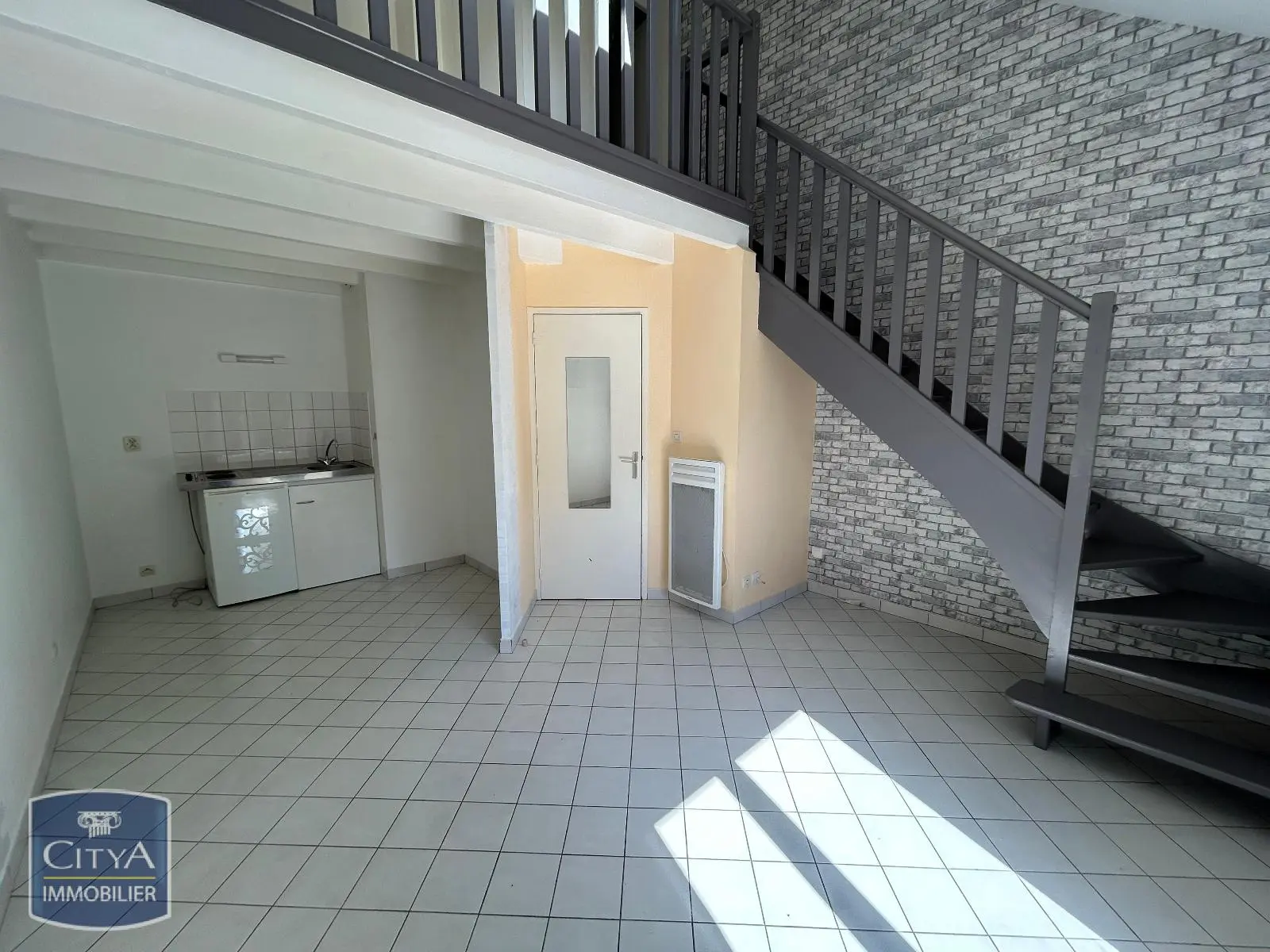 Photo 2 Appartement 2 pièces 31.98m²