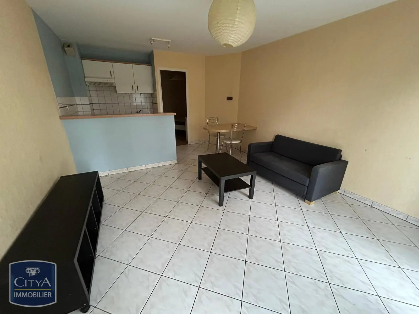 Photo 1 Appartement 1 pièce 30.88m²
